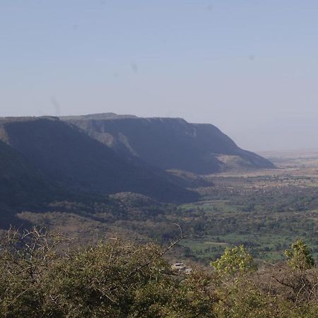 African Sunrise Lodge And Campsite Mto wa Mbu Exterior foto