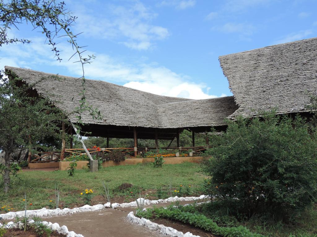 African Sunrise Lodge And Campsite Mto wa Mbu Exterior foto